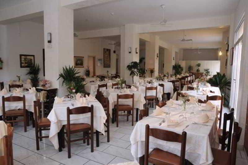 Hotel Mondial Praia a Mare Exterior foto